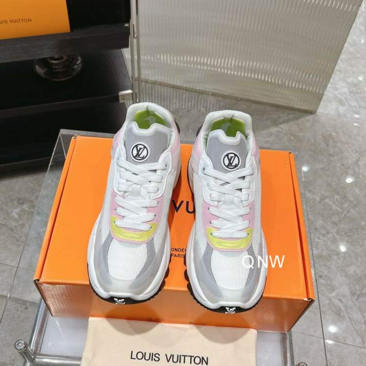 Picture of Louis Vuitton Shoes _SKULVsz35-40NW013212708
